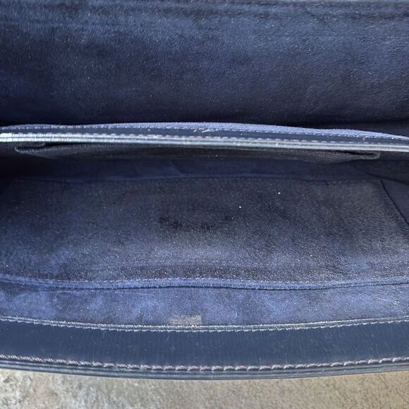 Authentic Navy Gucci Leather Shoulder Bag - Picture 8 of 10